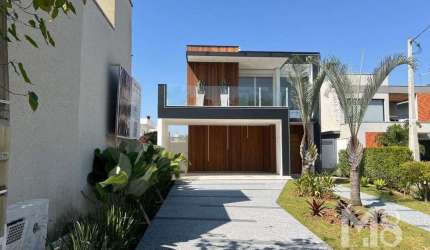 Casa com 3 dormitórios à venda, 280 m² por R$ 2.700.000 - Fazenda Rodeio - Mogi das Cruzes/SP