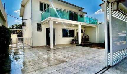 Linda Casa com 3 dormitórios à venda no Conjunto Petros, 360 m² por R$ 990.000 - Aleixo - Manaus/AM