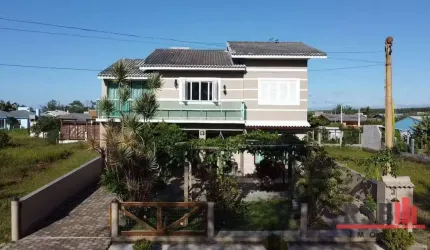 Casa com 5 dormitórios à venda, 260 m² por R$ 690.000,00 - Bellatorres - Passo de Torres/SC
