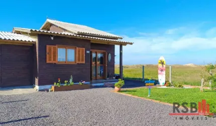 Casa com 2 dormitórios à venda, 90 m² por R$ 390.000,00 - Tapera - Passo de Torres/SC