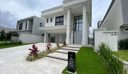 Casa 3 quartos para venda no bairro Santa Regina em Camboriú