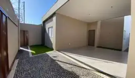 Casa para Venda em Uberlândia, Alto Umuarama, 3 dormitórios, 1 suíte, 1 banheiro, 2 vagas