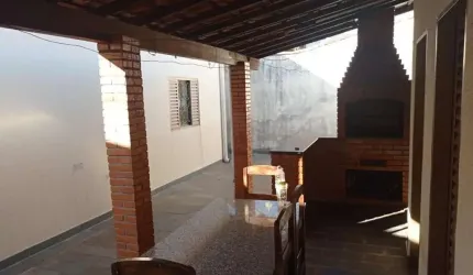 Casa para Venda em Uberlândia, Cidade Jardim, 3 dormitórios, 1 suíte, 1 banheiro, 2 vagas