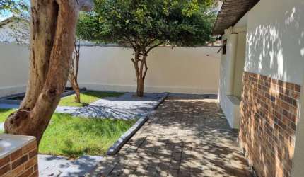 Casa para Venda em Uberlândia, Patrimônio, 3 dormitórios, 1 suíte, 1 banheiro, 3 vagas