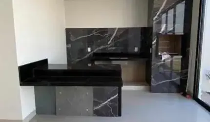 Casa para Venda em Uberlândia, Novo Mundo, 3 dormitórios, 1 suíte, 1 banheiro, 4 vagas