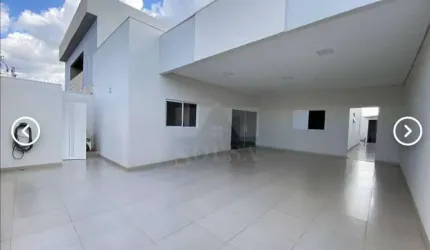 Casa para Venda em Uberlândia, Laranjeiras, 3 dormitórios, 1 suíte, 1 banheiro, 4 vagas