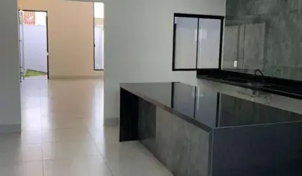 Casa para Venda em Uberlândia, Jardim Europa, 3 dormitórios, 1 suíte, 3 banheiros, 4 vagas