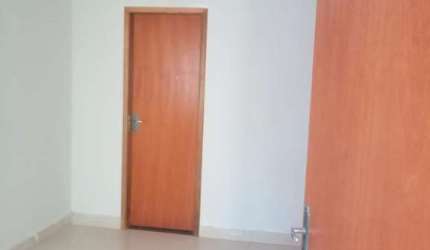 Casa para Venda em Uberlândia, Jardim Europa, 2 dormitórios, 1 suíte, 1 banheiro, 2 vagas