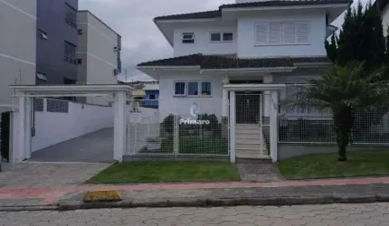 Casa com 3 quartos de ALTO PADRÃO