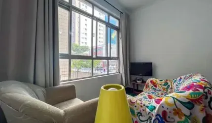 Lindo apartamento à venda, com dois dormitórios na praia da enseada Guarujá, São Paulo.