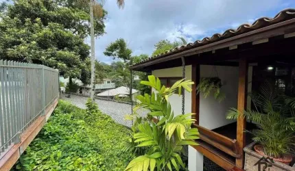 Casa com 3 dormitórios à venda por R$ 2.000.000,00 - Badu - Niterói/RJ