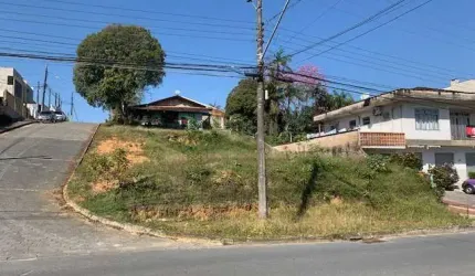 Terreno à venda no Floresta, Joinville  por R$ 390.000