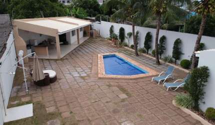 Casa a venda no centro de Várzea Grande MT