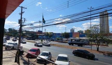 Salão para locação na avenida Fernando Correa em Cuiabá MT