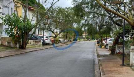 Casa em Condomínio para Locação em Cotia, Paisagem Renoir, 3 dormitórios, 1 suíte, 3 banheiros, 2 vagas