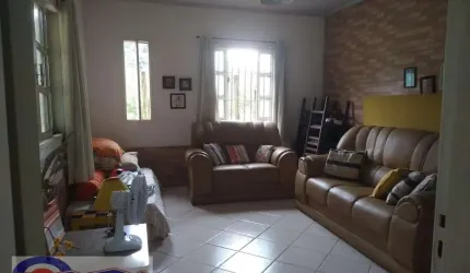 Casa em Areia Branca  -  Macaé