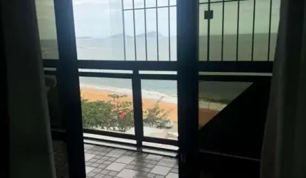 Apartamento em Imbetiba  -  Macaé