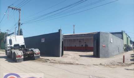 Galpão para venda em Botafogo - Macaé, 432m², 2 Banheiros, R$ 490.000.00