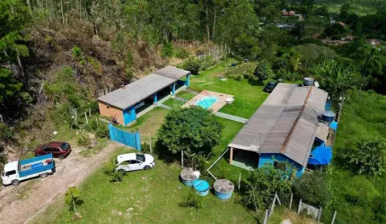 'Encantadora Casa de Campo à Venda em SP'