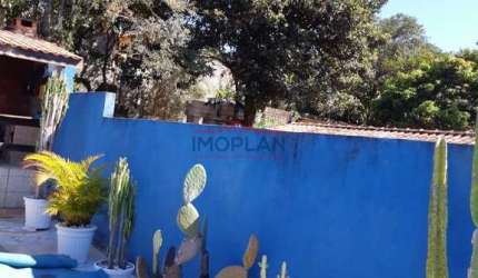 Casa á venda com 135 m² , próximo ao comércio local da região em Atibaia SP. Chá