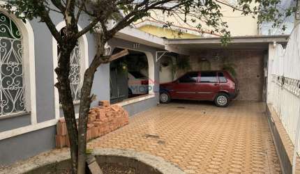 Casa  á venda  com 257 m² em ótima localização em Atibaia SP - Alvinopolis