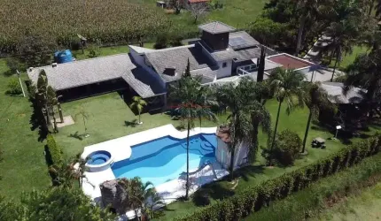 Linda casa  com - 5 dormitórios sendo 5 suites, suite master com hidromassagem c