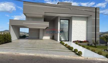Casa com 5 suítes em condomínio
