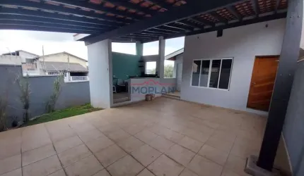 Casa  com 2 Dormitórios 2 suítes com 138 m² em ótima localização em Atibaia SP -