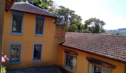CASA COM 3 DORMITÓRIOS 4 VAGAS EM CONDOMINIO SERRA DA CANTAREIRA MAIRIPORÃ-SP