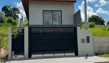 Linda casa em Bairro residencial