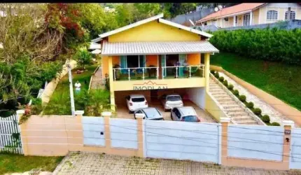 Casa em Condominio Fechado com 4 dormitórios e vista panorâmica