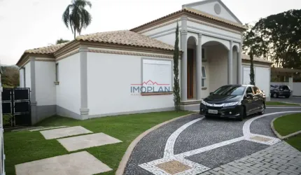 Casa de luxo condomínio Porto Atibaia de alto padrão.