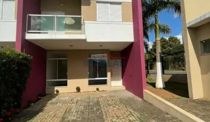 Casa em para locação e venda  Condomínio fechado em Atibaia, Jardim dos Pinheiro