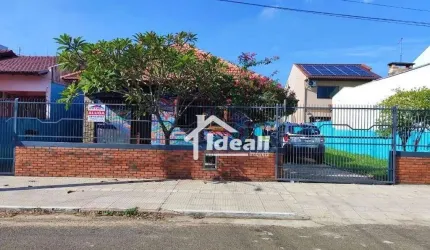 Casa com 2 dormitórios para alugar, 200 m² por R$ 2.890,00 - Piratini - Sapucaia do Sul/RS