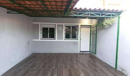 Casa com 2 dormitórios à venda, 55 m² por R$ 250.000,00 - Lomba da Palmeira - Sapucaia do Sul/RS
