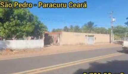 Imóvel fica em direção a praia de Pedra Rachada e ao lado de Flecheiras pela área litorânea. Local com condições de extremo bem-estar para moradia ou empreendimento diverso.