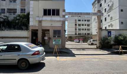 APARTAMENTO NA PARANGABA (área de lazer completa)