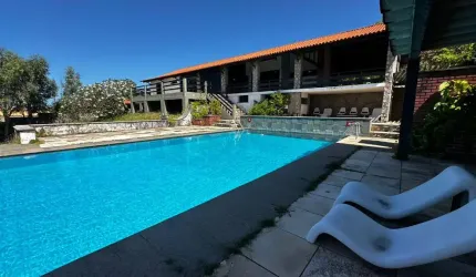 2 CASAS EM UM TERRENO