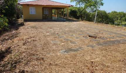 Vende - se Casa na Avenida Principal de Acesso a Praia da Taiba