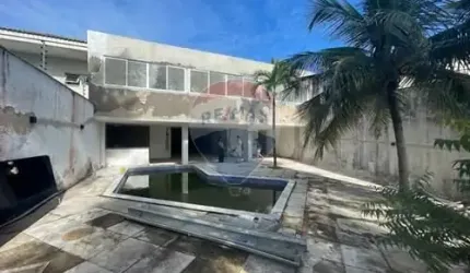 Casa à venda no Bairro Lourdes Fortaleza CE