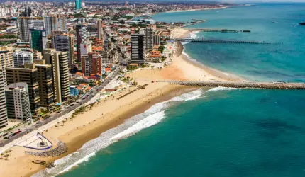 Vende - se Apartamento na Praia do Futuro Com Vista Mar