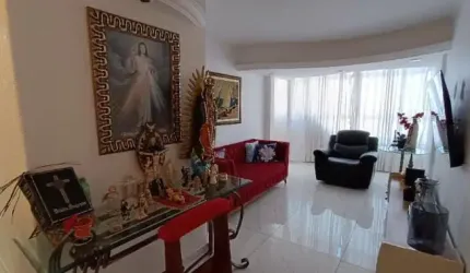 LINDO APARTAMENTO REFORMADO NO PAPICU
