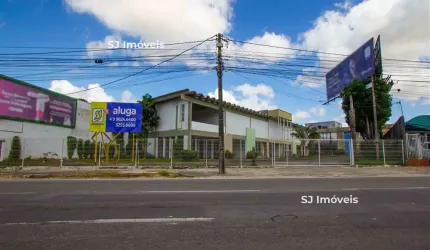 Amplo Ponto Comercial na Washington Soares em Fortaleza CE