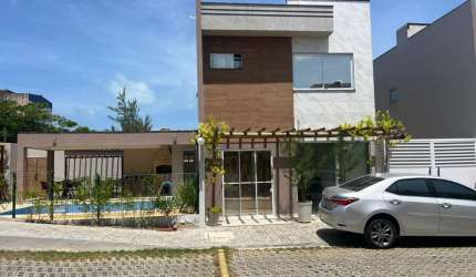 CASA DUPLEX  NO CONDOMÍNIO  EM ICARAÍ