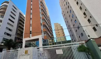 Cobertura Projetada com 2 Quartos no Meireles