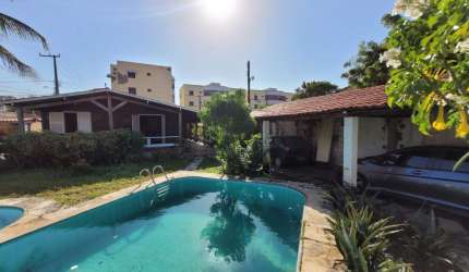 Casa com Piscina no Icaraí: Conforto e Praticidade