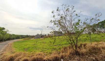 Terreno de esquina em Bady Bassitt