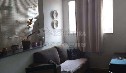Apartamento Padrão Térreo  À  venda  com 02 dormitórios no Condomínio  Rio Reno