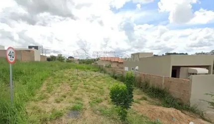 Lote de 200 m² no Colina Azul