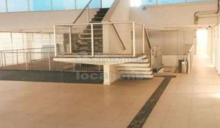 Predio comercial a venda em Penápolis-SP